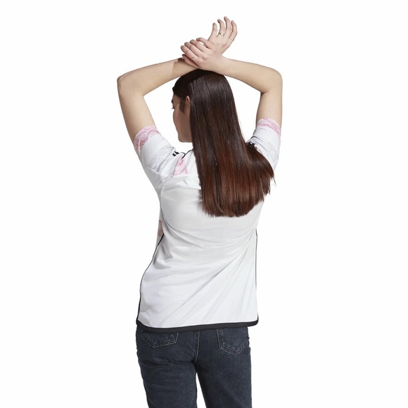 NWT Adidas Juventus 2023/2024 Away Soccer Jersey Women's Shirt IB0502 Size L - Picture 7 of 9